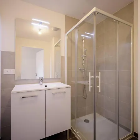 Neuf A - 6 Pers, 2 Ch, Terrasse Sud, Proche Telecabine Et Balnea - Fr-1-695-12 Apartment *