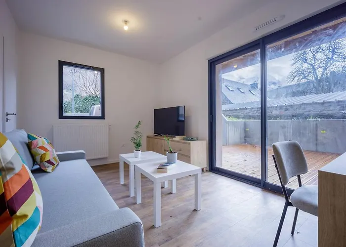 Appartement Neuf à - 6 Pers, 2 Ch, Terrasse Sud, Proche Télécabine Et Balnéa - Fr-1-695-12 Loudenvielle